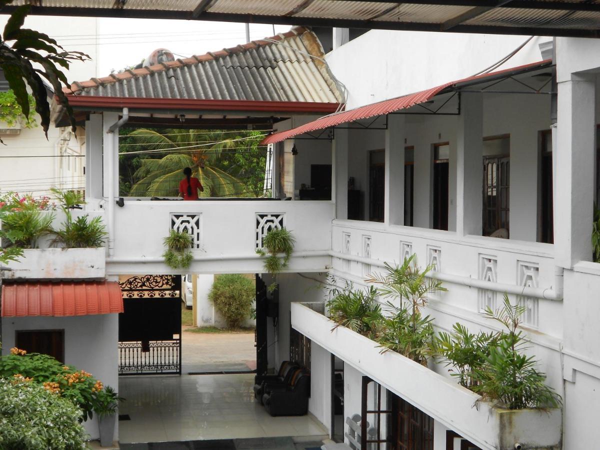 Shanith Guesthouse نيجومبو المظهر الخارجي الصورة