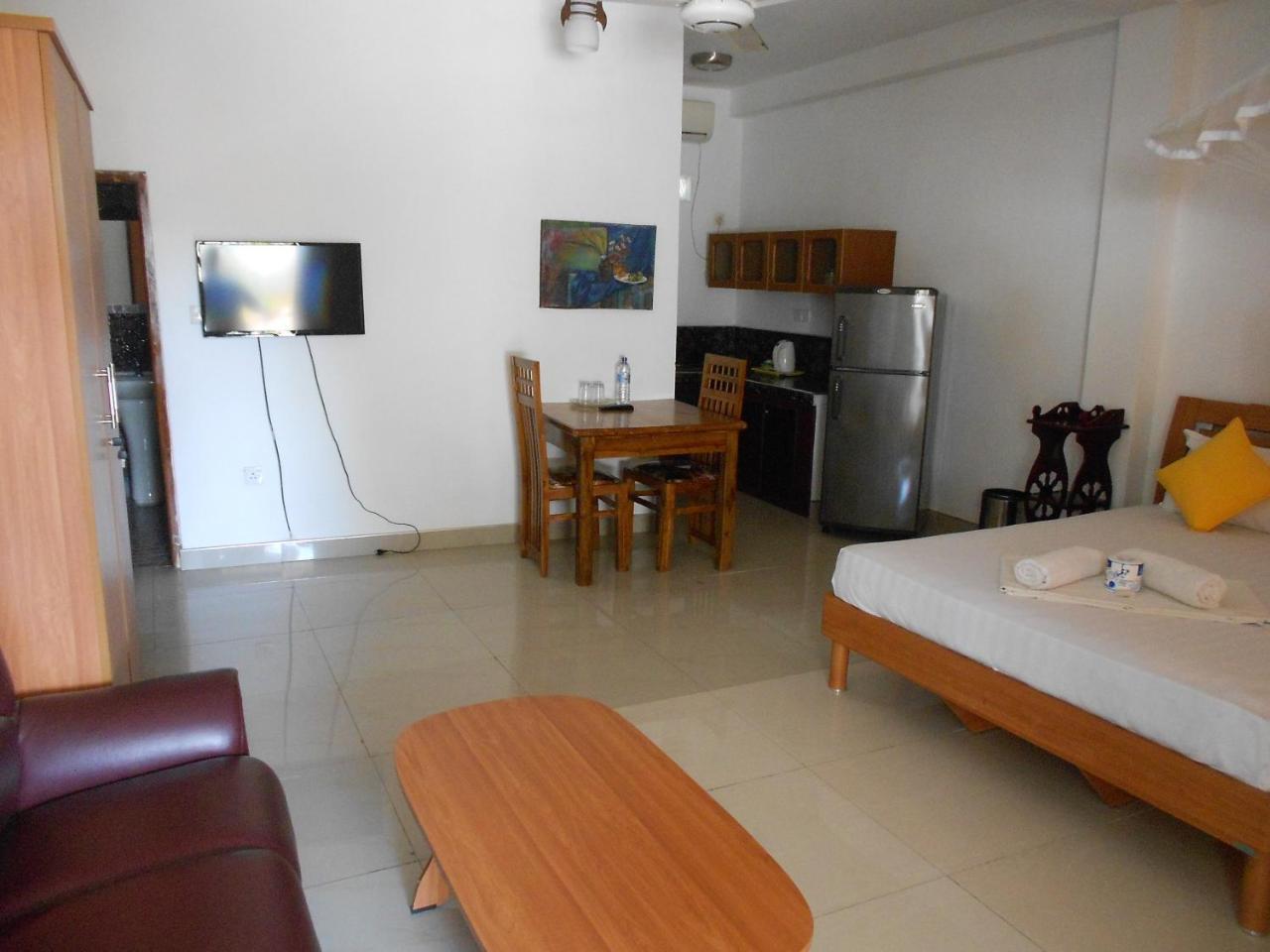 Shanith Guesthouse نيجومبو المظهر الخارجي الصورة
