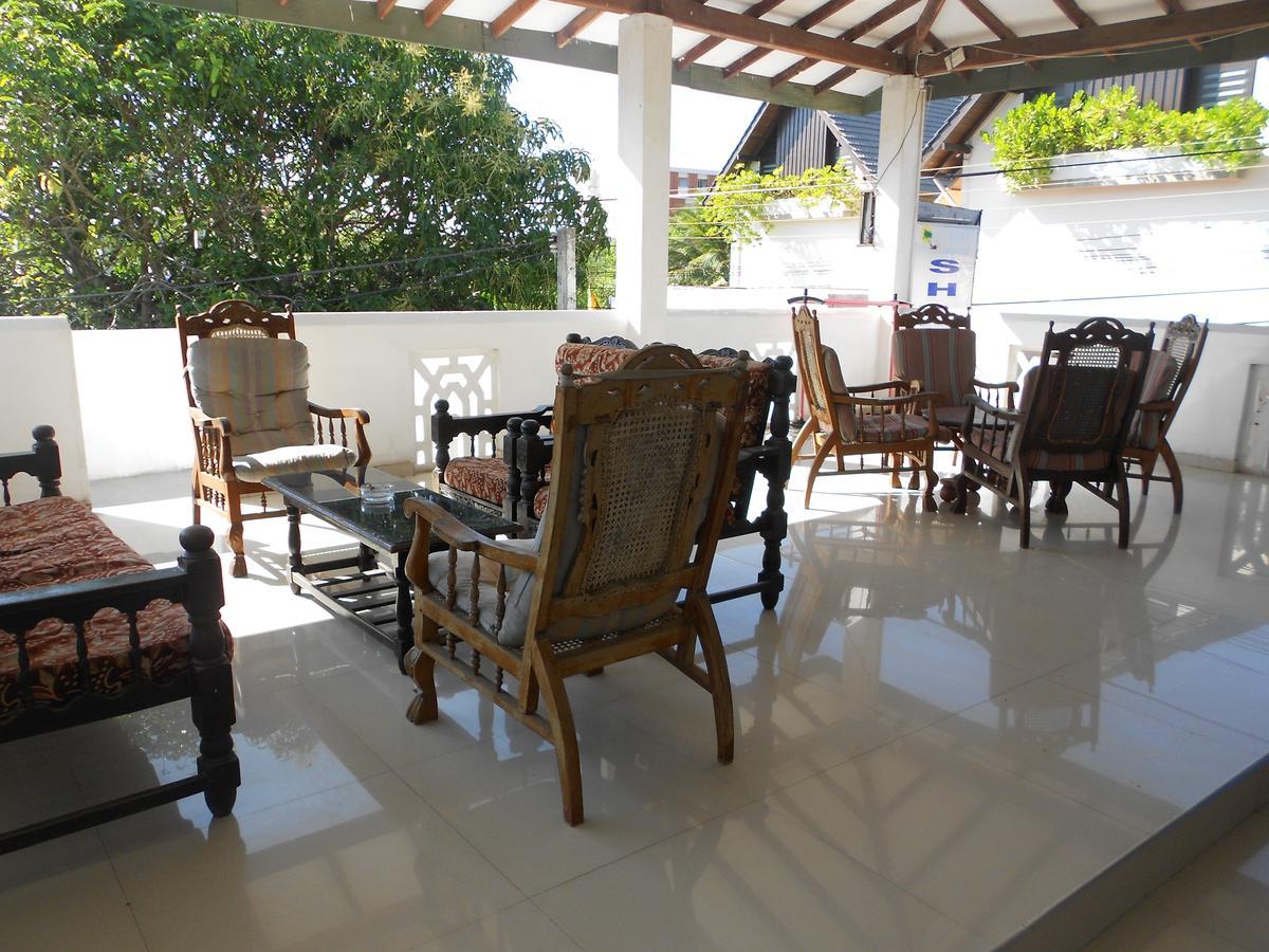 Shanith Guesthouse نيجومبو المظهر الخارجي الصورة